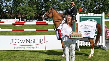 Kent Farrington and Creedance win the CSI5* Township Planning 1.50m at Spruce Meadows 'Continental'