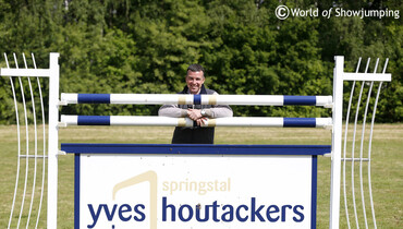 Images | Visiting Yves Houtackers