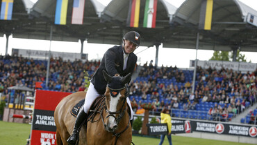 David Will and Mic Mac du Tillard win the CSI4* Grand Prix in Samorin