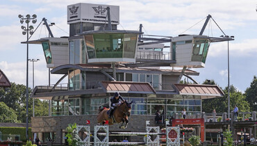 Springsteen kicks off Longines Tops International Arena Summer Festival 3 with a win