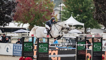 No bridle, no problem for O'Neill and Clockwise of Greenhill Z in CSI3* tbird Grand Prix
