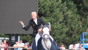 Renwick and Guery leading riders in Mons