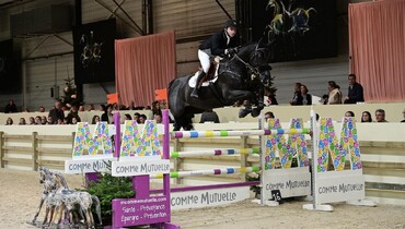 Jonathan Gordon and Capri best in the CSI4* 1.50m Prix M Comme Mutuelle in Rouen