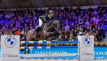 Nicola Philippaerts and Derby de Riverland best in the CSI5*-W 1.50m BMW Masters at Jumping Mechelen