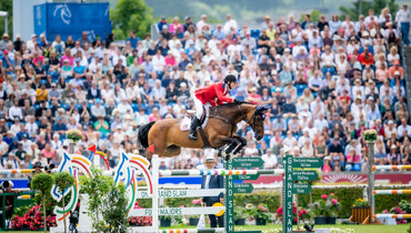 HH Azur voted SmartPak/USEF International Horse of the Year 2023