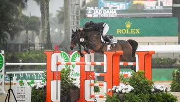 Jad Dana continues winning streak at Winter Equestrian Festival
