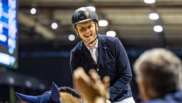 Matthew Sampson and MGH Candy Girl top the CSI5*-W 1.45m Prix GSF in Bordeaux