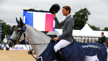 Kevin Staut lands Friday's biggest win in London