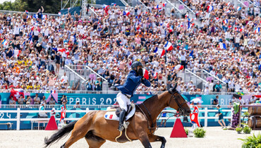 Félicitations! The American and French Olympic medal celebrations in images