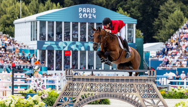 Caracole de La Roque honored at the 2024 SmartPak/USEF Horse of the Year Awards