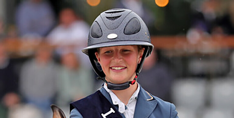 Sanne Thijssen and Cupcake Z unbeatable in the CSI4* TM² Equestrian Grand Prix at Sentower Park