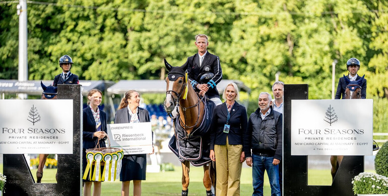 Peder Fredricson and SV Vroom de La Pomme Z fly to victory on opening day in Riesenbeck