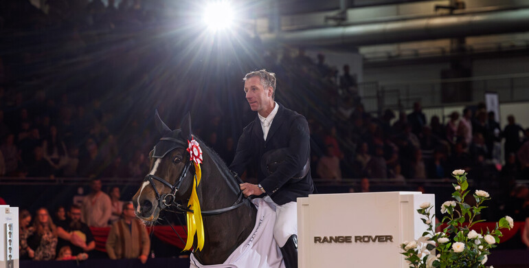 Jur Vrieling and Grand Slam VDL victorious in the CSI5*-W 1.55m Range Rover Cup in Leipzig