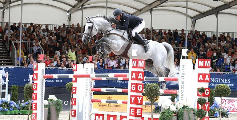 Roger-Yves Bost wows the crowd ahead of LGCT Vienna Grand Prix