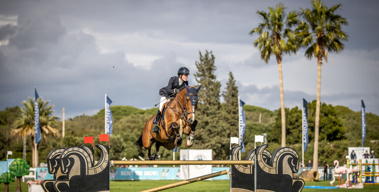 Niamh McEvoy and Olympic ‘GL’ ‘FVD’ top the CSI4* 1.55m KAR Sport Horses Grand Prix in Vejer de la Frontera