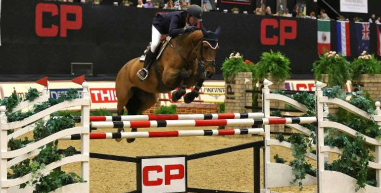 Roberto Teran and Woklahoma win $35,000 Welcome Speed at CP National Horse Show