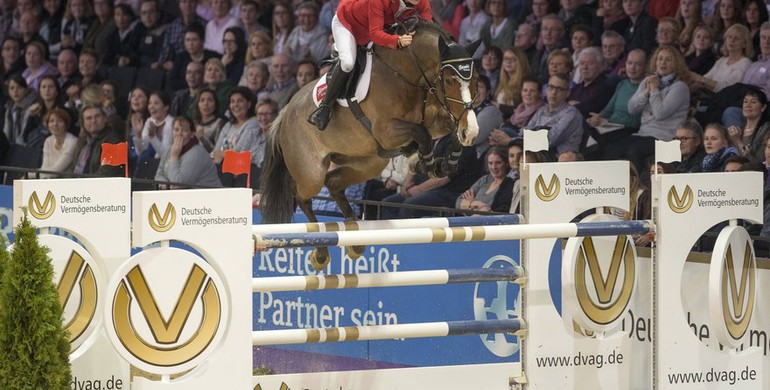 Jörne Sprehe defeats world-class riders in CSI3* Grand Prix of Hessen