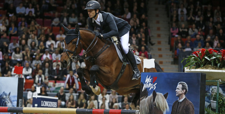 Steve Guerdat takes the lead of the 2016 Longines FEI World Cup Final
