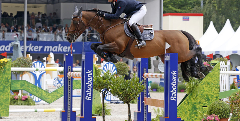 Patrice Delaveau tops CSI3* Grand Prix in Cagnes-Sur-Mer