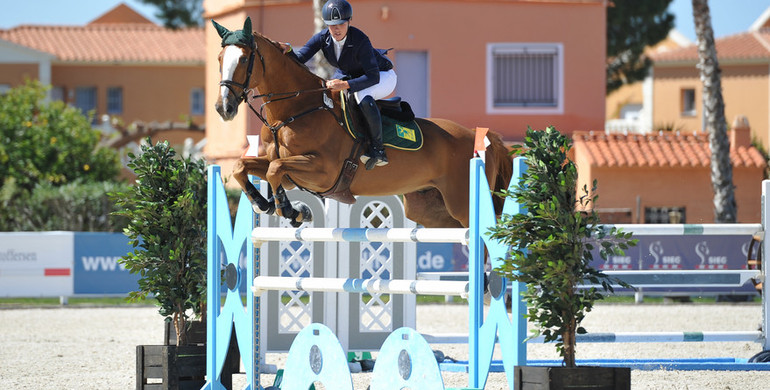 British riders rule young horse competitions during 2016 Spring MET IV Week 1