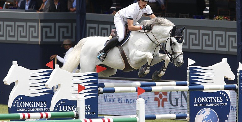 Nicola Philippaerts and Zilverstar T zip to the win in the GNP Insurance speed class