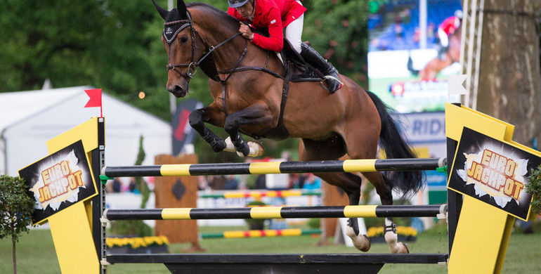 Pius Schwizer takes the Lotto Hessen-Preis in Wiesbaden