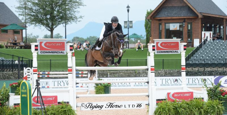 Shane Sweetnam and Cyklon 1083 top $35,000 1.50m Suncast® Welcome at TIEC