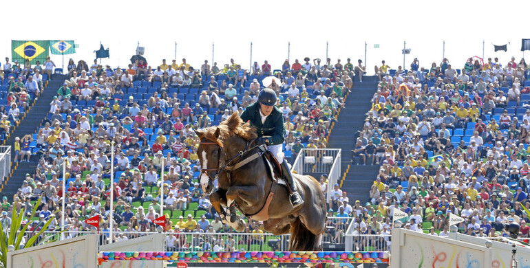 Unexpected exits, beautiful clear rounds and a home team full of fighting spirit | Olympic showjumping gets underway in Rio