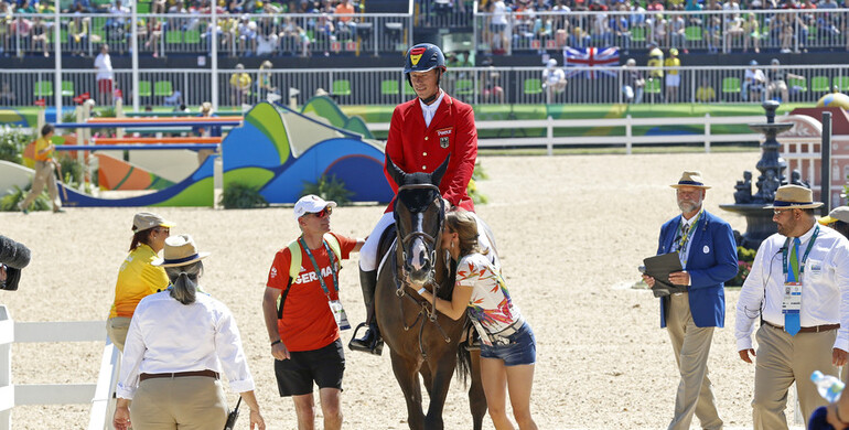 #TwoHearts | Images from round one of the team competition