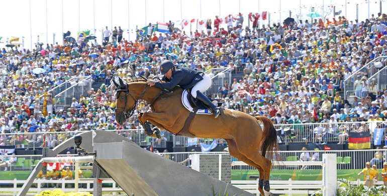 Sydney Une Prince to Katie Dinan