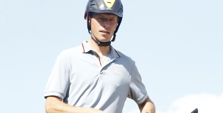 Christian Ahlmann continues as world no. one
