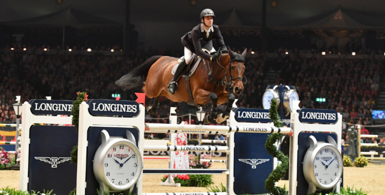 Steve Guerdat saves the best till last in the Longines Christmas Cracker at Olympia