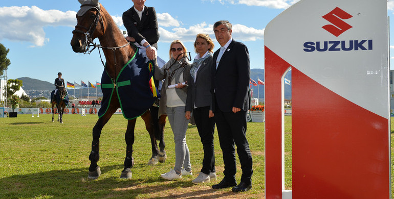 Ruben Romp rounds off Spring MET 3 with a win in  the CSI3* Grand Prix presented by Suzuki