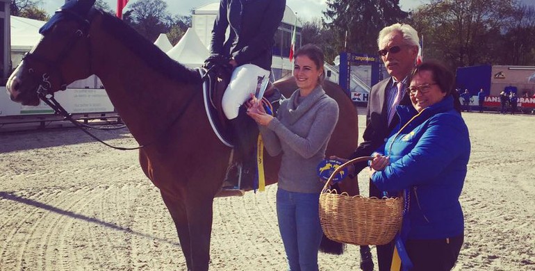Penelope Leprevost leads the lap of honour in concluding CSI3* Grand Prix at the Z-Tour