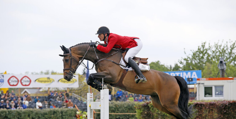 Surgery for Forlap after fractured leg