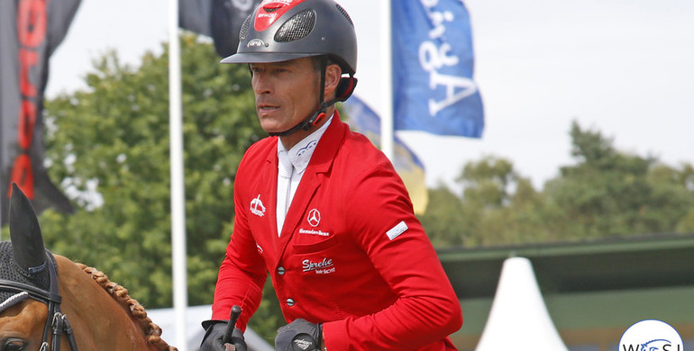 Pius Schwizer speeds to victory on opening day of CSIO5* Jumping Lummen