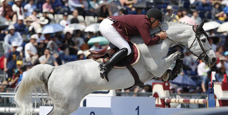 Roger-Yves Bost and Pegase du Murier soar to win CSI5* BMW Trophy in Shanghai