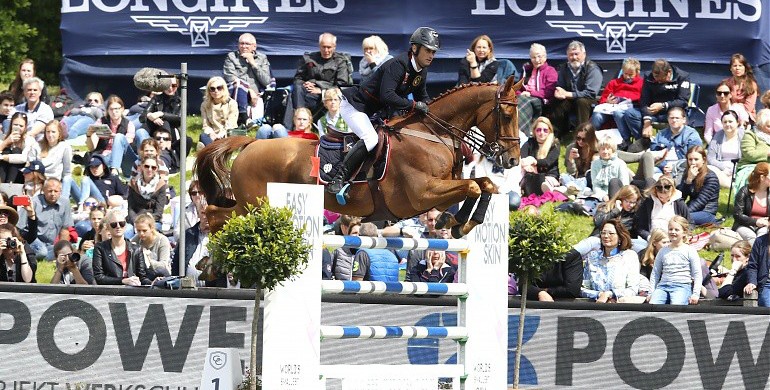 Denis Lynch wins Mercedes-Benz Championat of Hamburg