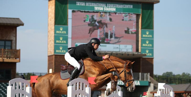 Santiago Lambre and Ibabco take win in 1.45m Suncast® Commercial Welcome Stake