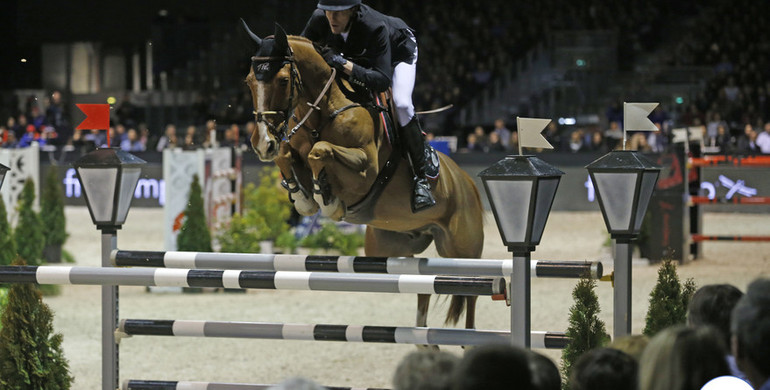 Kevin Staut holds on to the lead in the Longines FEI World Cup Western European League