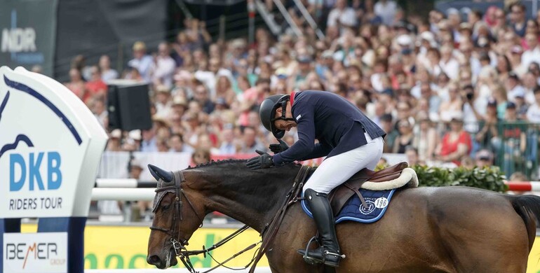 Matthew Sampson wins the prestigious Hamburg Derby