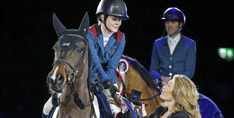 Awards for Malin Baryard-Johnsson, Simon Delestre and Henrik von Eckermann at Jumping Amsterdam