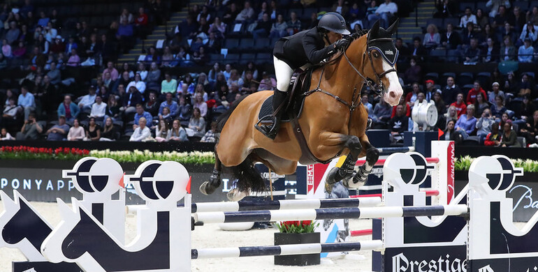 Adrienne Sternlicht makes it two in a row