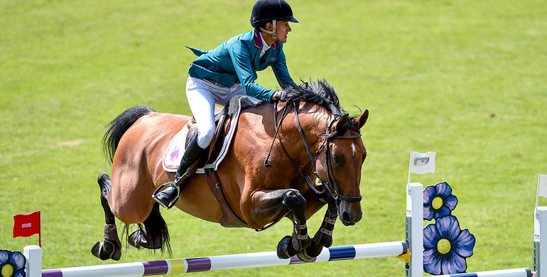 Camargo to Nicola Philippaerts