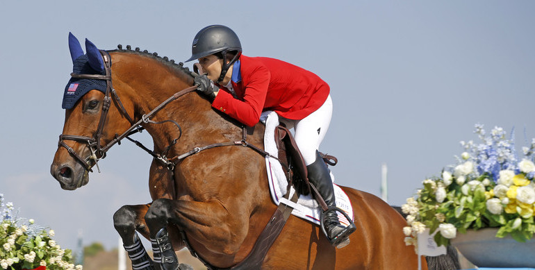 Cristalinne back in the ring