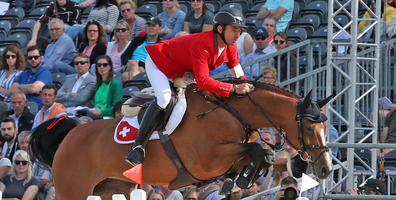 Steve Guerdat continues to top the Longines Ranking
