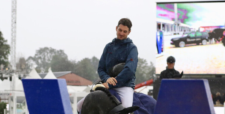 Steve Guerdat and Alamo win the CSI5* Grand Prix at Waregem Horse Week