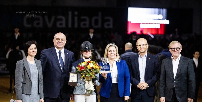 Sunday's CSI2* Grand Prix winners