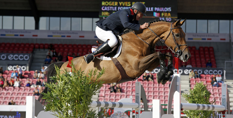 France in the lead after day one