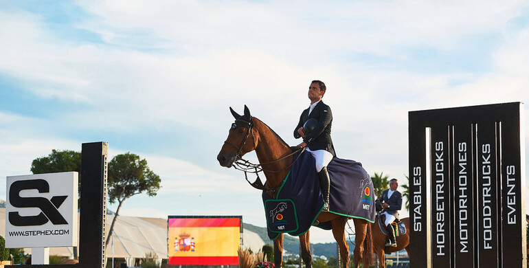 The Spanish anthem plays again at the Autumn MET as Sergio Alvarez Moya wins the CSI2* Grand Prix presented by the Stephex Group